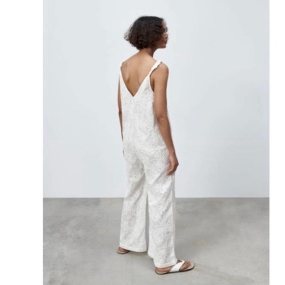 Zara The Grace Embroidered Eyelet Jumpsuit Size Small - Picture 2 of 6